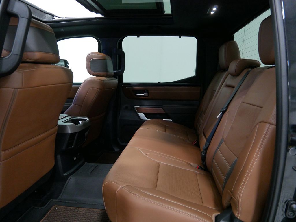 2025 Toyota Tundra 1794 Edition - Photo 18