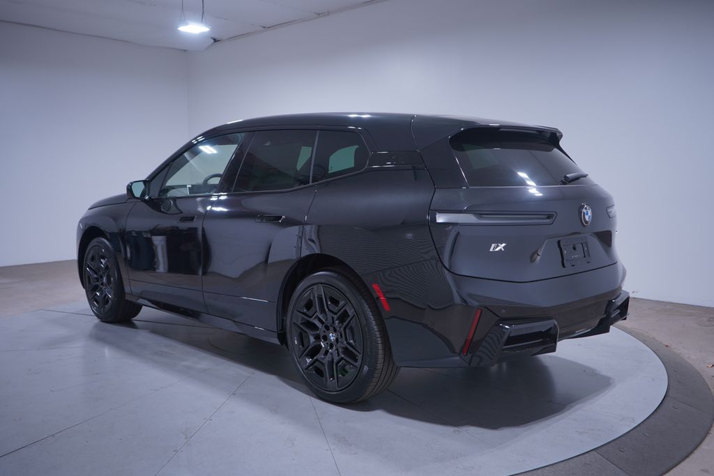 Thumbnail: 2026 BMW iX - 3