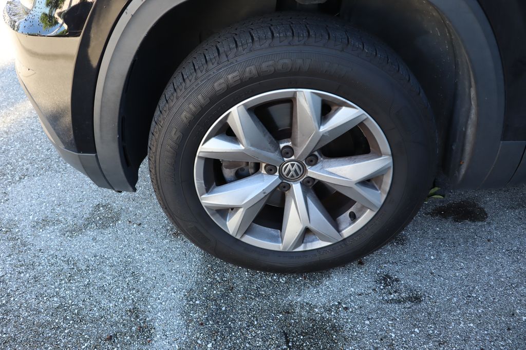 Thumbnail: 2019 Volkswagen Atlas - 4
