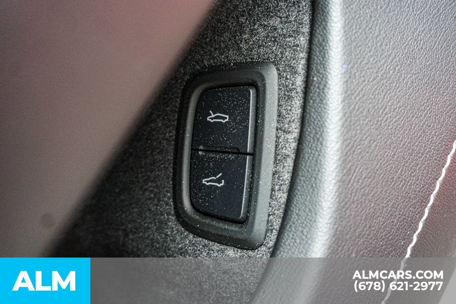 Used 2025 Red Chevrolet Stingray image 59