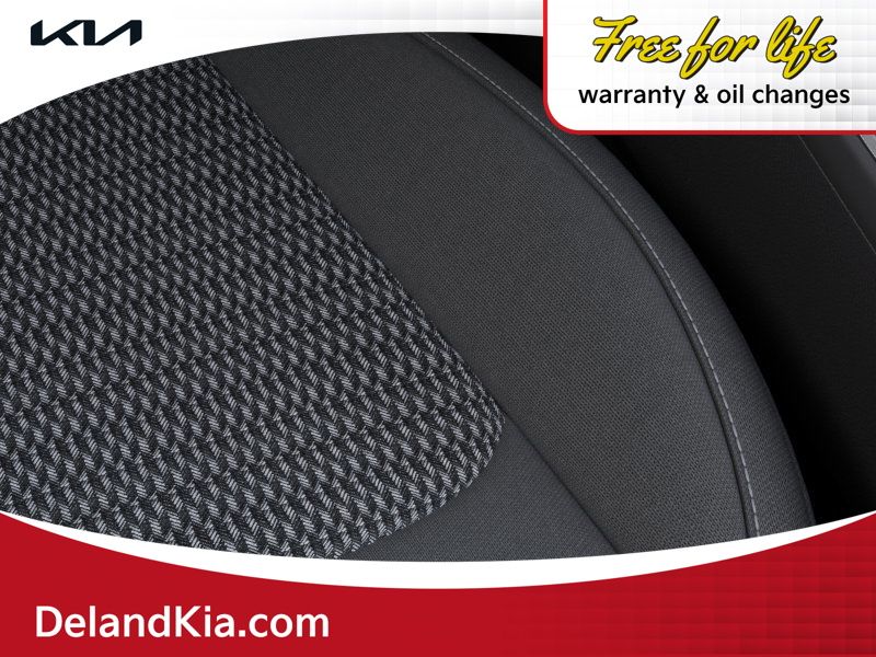 2026 Kia Sorento LX - Photo 24