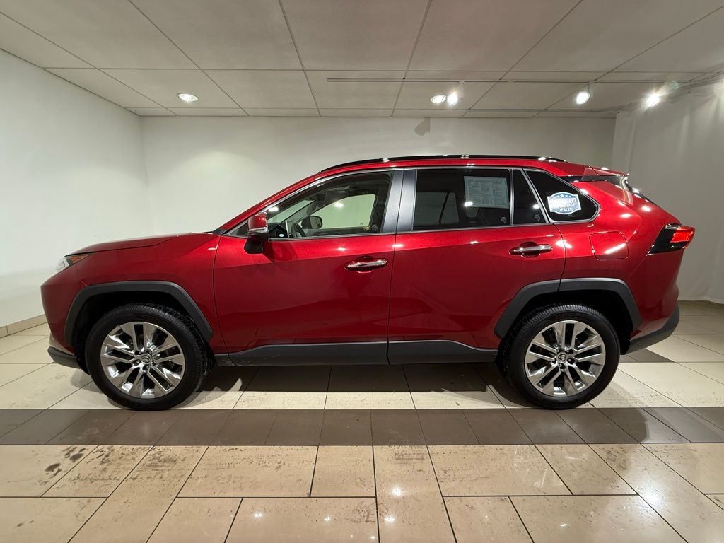 Thumbnail: 2021 Toyota RAV4 - 2