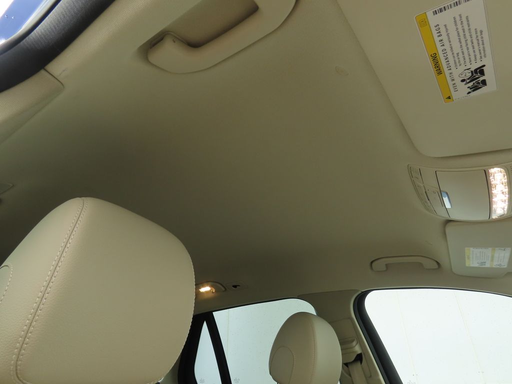 Thumbnail: 2022 Mercedes-Benz GLC - 18