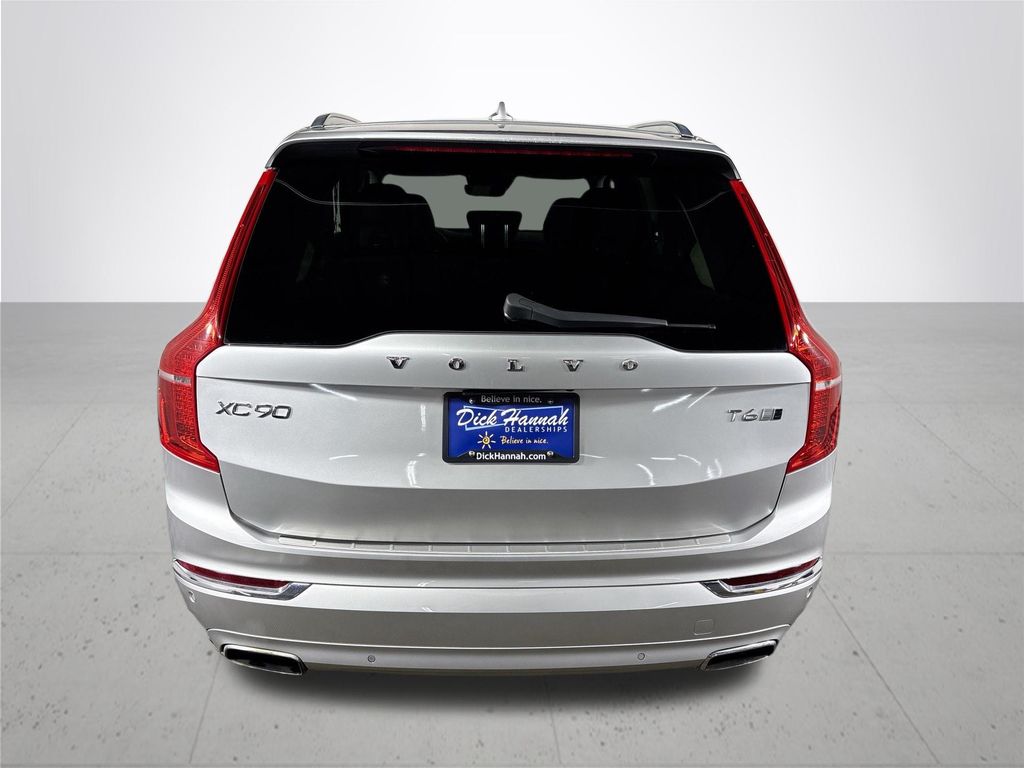 2018 Volvo XC90 T6 Inscription