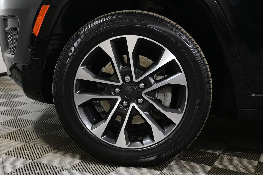 Thumbnail: 2022 Jeep Grand Cherokee L - 12