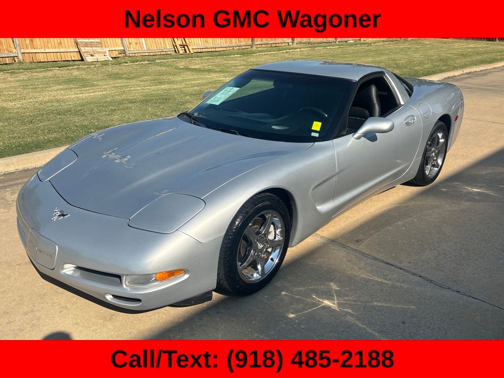 2003 Chevrolet Corvette Coupe RWD