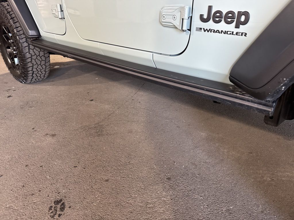 Thumbnail: 2024 Jeep Wrangler - 8