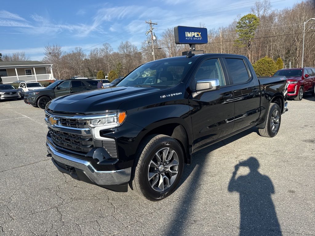 2023 Chevrolet Silverado 1500 LT's photo