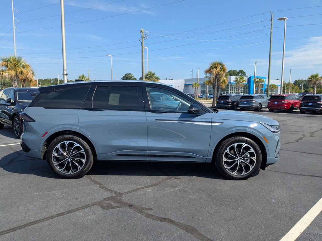 2025 Lincoln Nautilus Hybrid Reserve