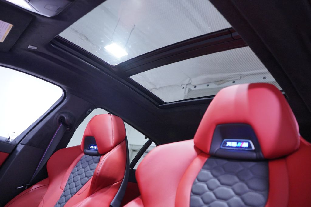 Thumbnail: 2027 BMW X6 - 20