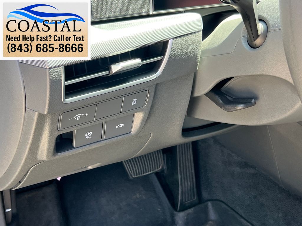 2025 Hyundai Sonata SEL Black at Matthews Motors of Wilmington