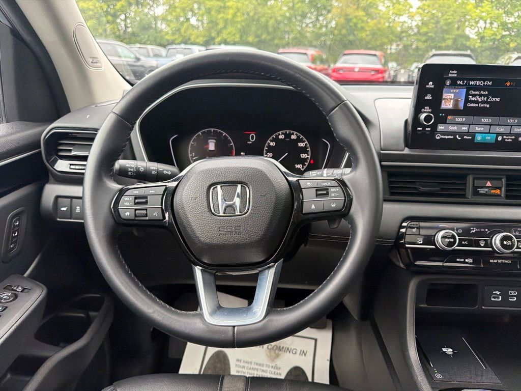Thumbnail: 2025 Honda Pilot - 13