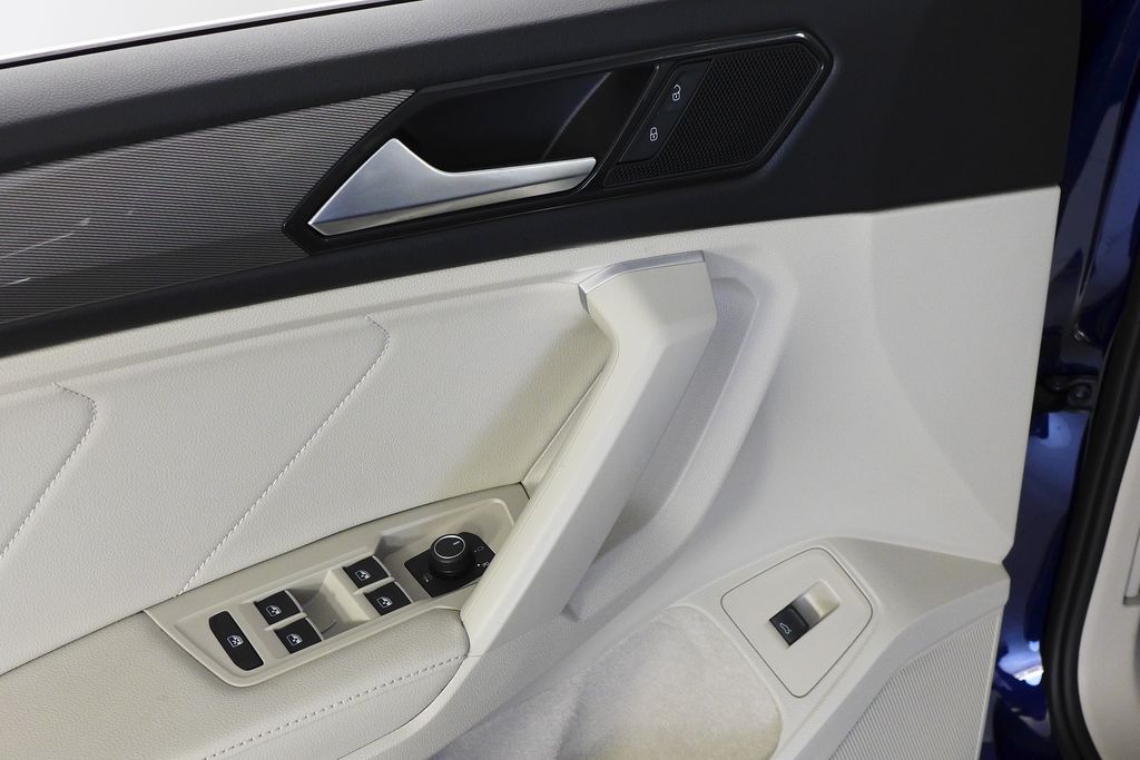 2024 Volkswagen Tiguan 2.0T 12