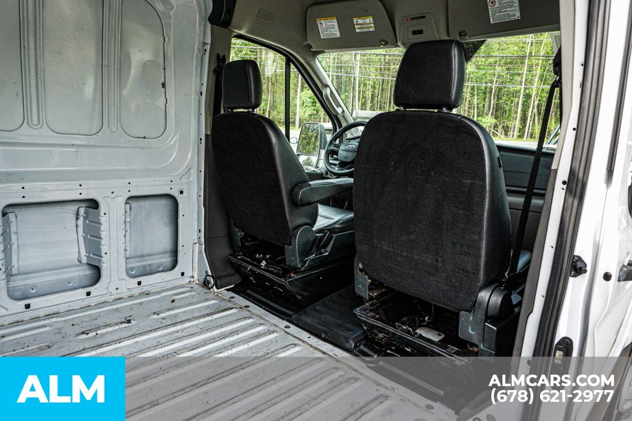 Used 2023 White Ford Base image 33