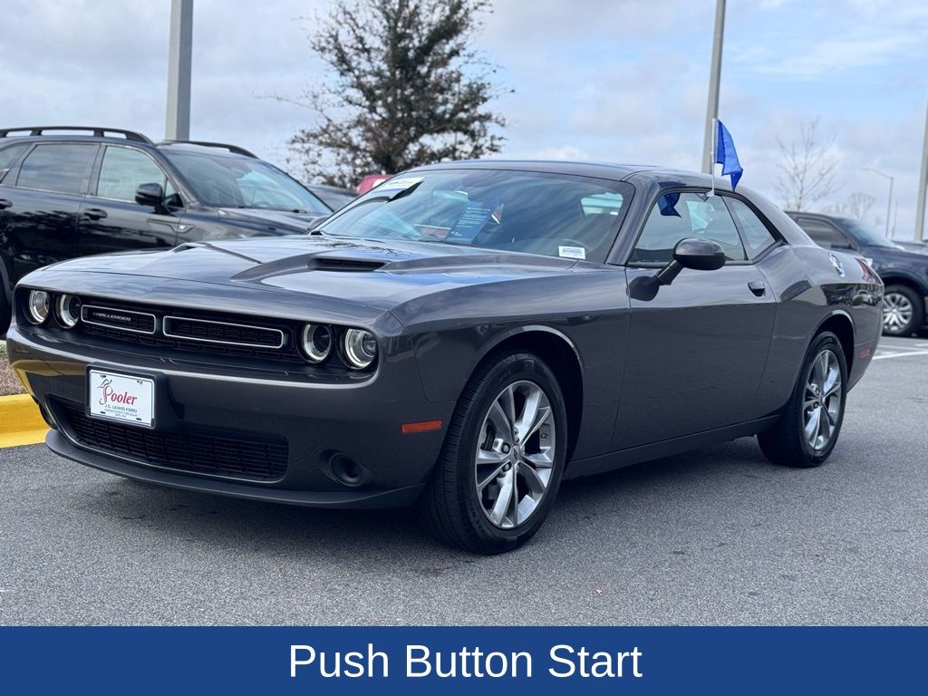 2023 Dodge Challenger SXT AWD