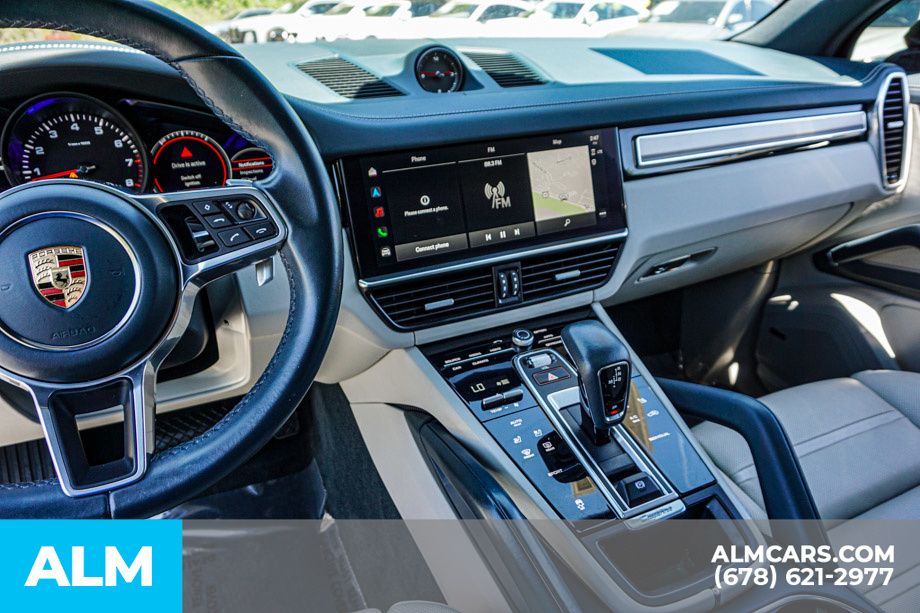 Used 2023 Blue Porsche Base image 31