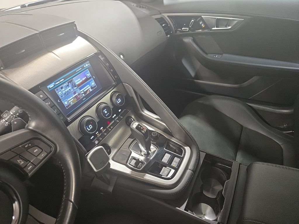 Used 2017 Black Jaguar Base image 12