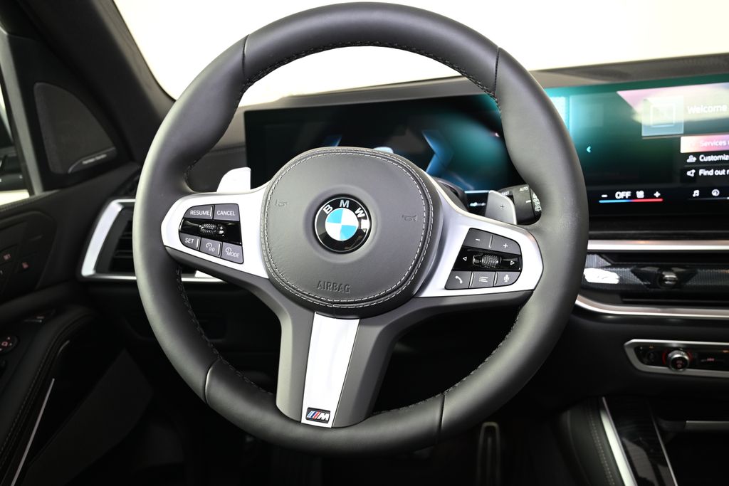 Thumbnail: 2026 BMW X5 - 17