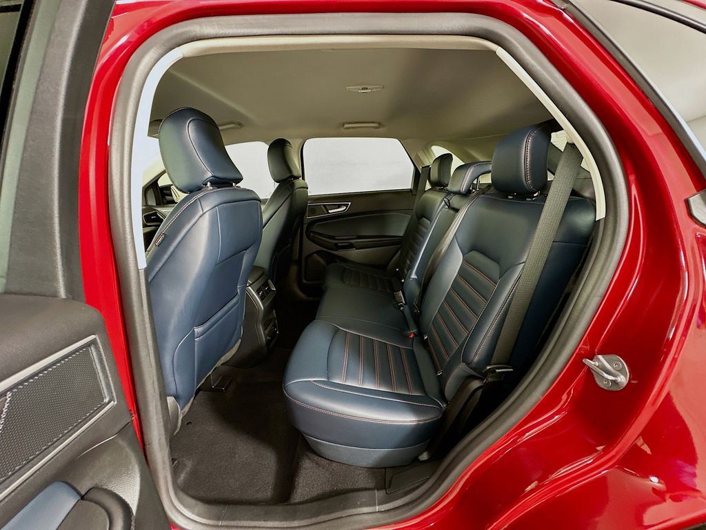 Thumbnail: 2024 Ford Edge - 24