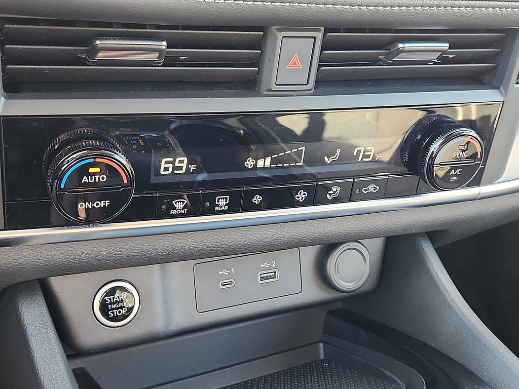 Thumbnail: 2023 Nissan Rogue - 16