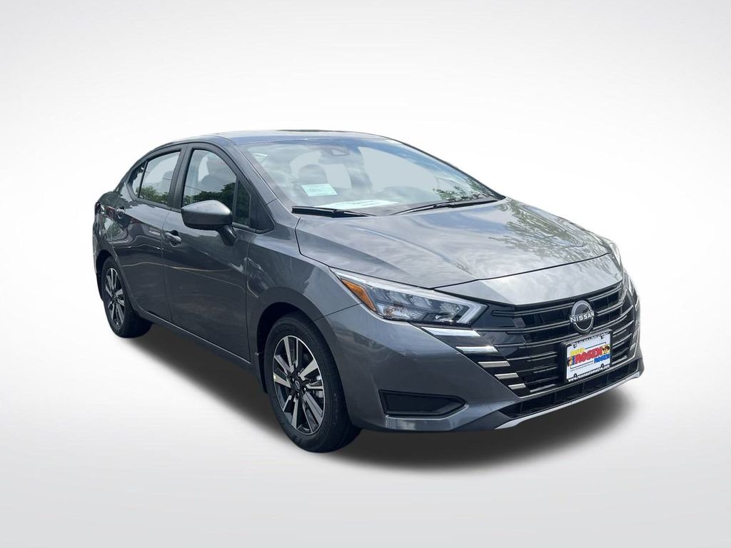 2025 Nissan Versa 1.6 SV photo