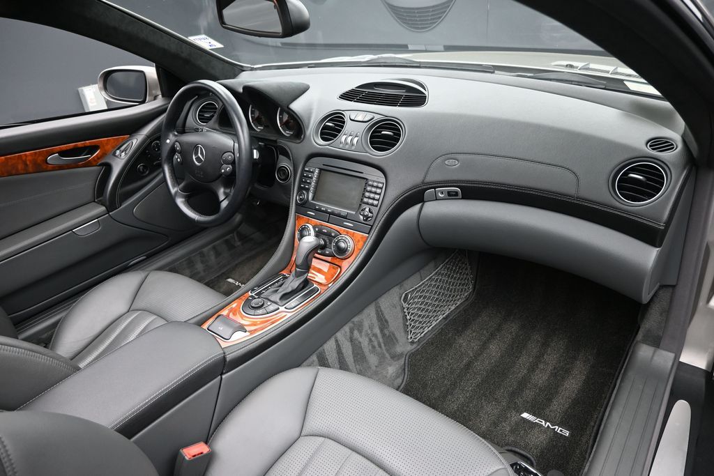 2006 Mercedes-Benz SL 55 AMG 