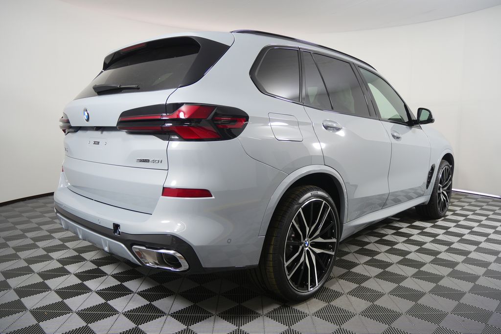 Thumbnail: 2026 BMW X5 - 3