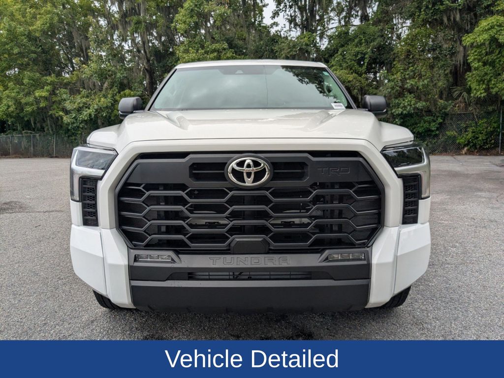 2024 Toyota Tundra SR5 4WD