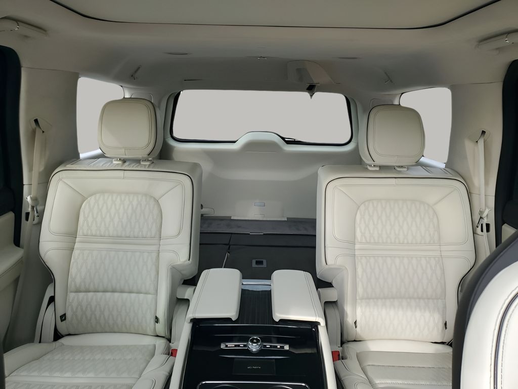 Used Car 2021 Lincoln Navigator  Black Label For Sale Under $50,000 In Austin, Texas