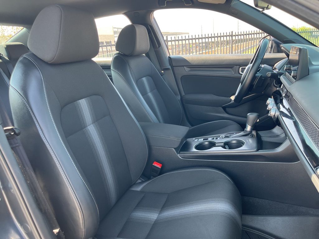 Thumbnail: 2024 Honda Civic - 28