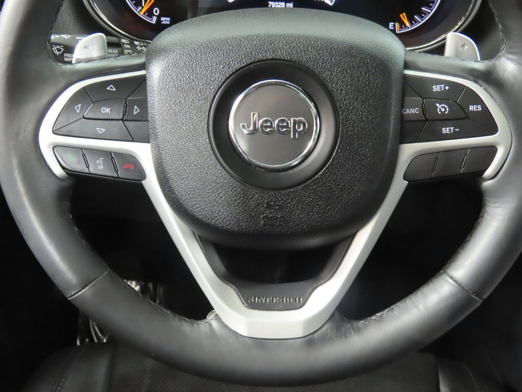 Thumbnail: 2015 Jeep Grand Cherokee - 13
