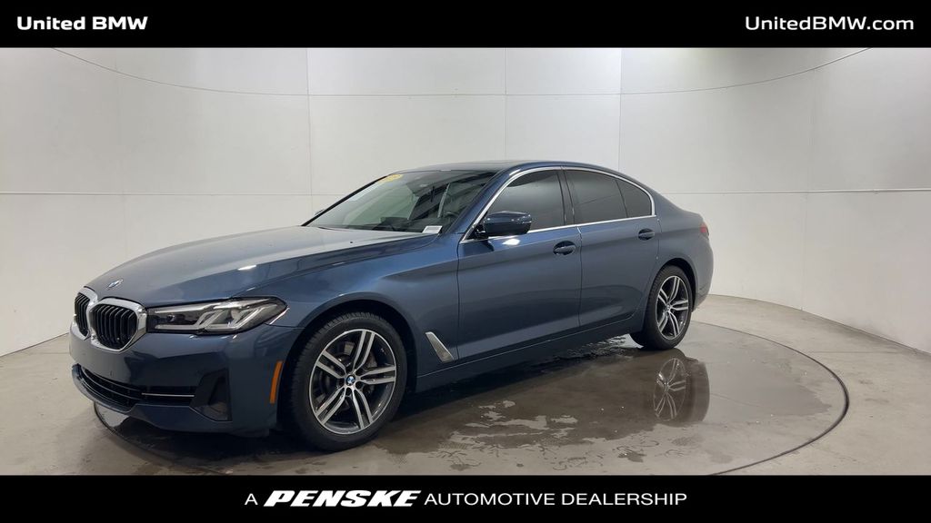 Thumbnail: 2023 BMW 5 Series - 4