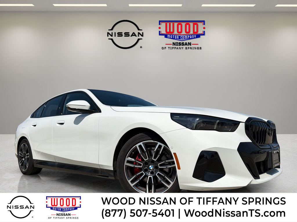 Alpine White 2026 BMW 5 Series Sedan Rear-Wheel Drive 8-Speed Automatic