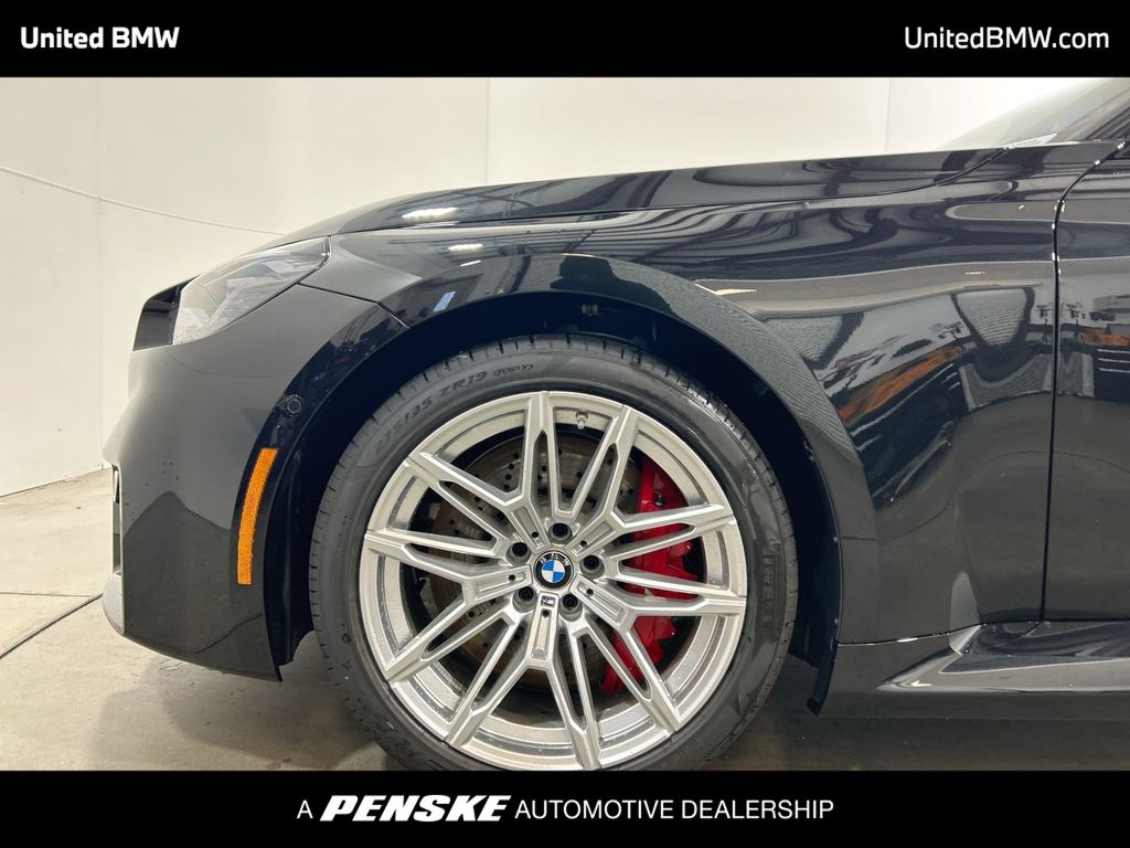 Thumbnail: 2025 BMW M2 - 10