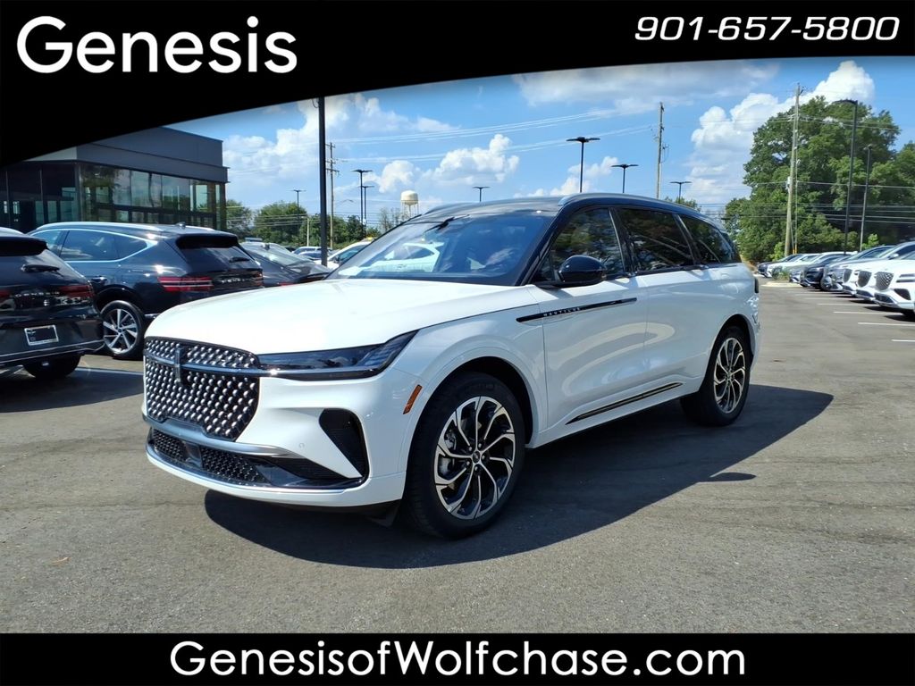 White Platinum Clearcoat Metallic 2026 Lincoln Nautilus SUV / Crossover All-Wheel Drive 8-Speed Automatic