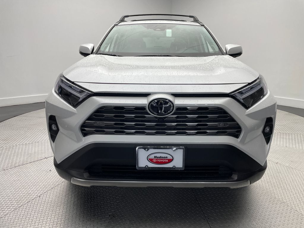 Thumbnail: 2025 Toyota RAV4 - 2