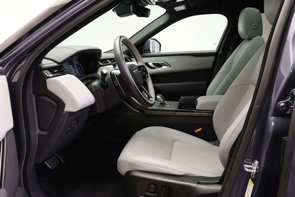 Thumbnail: 2026 Land Rover Range Rover Velar - 28