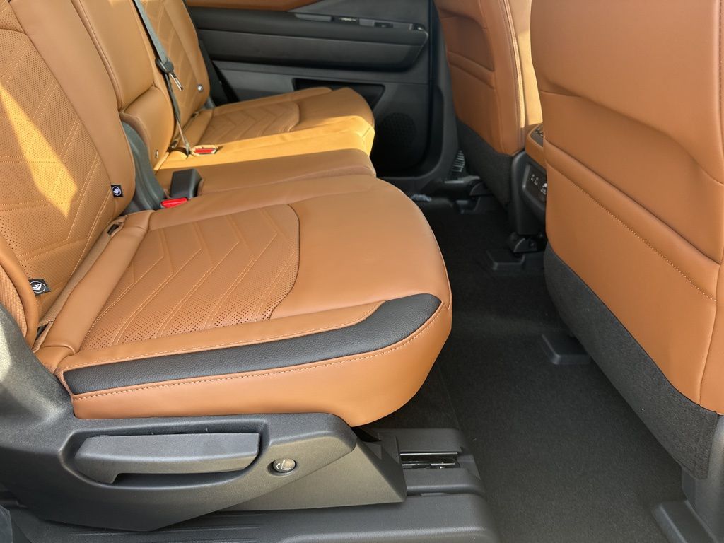 2025 Obsidian Green Pearl Nissan Pathfinder Platinum 4X4 SUV