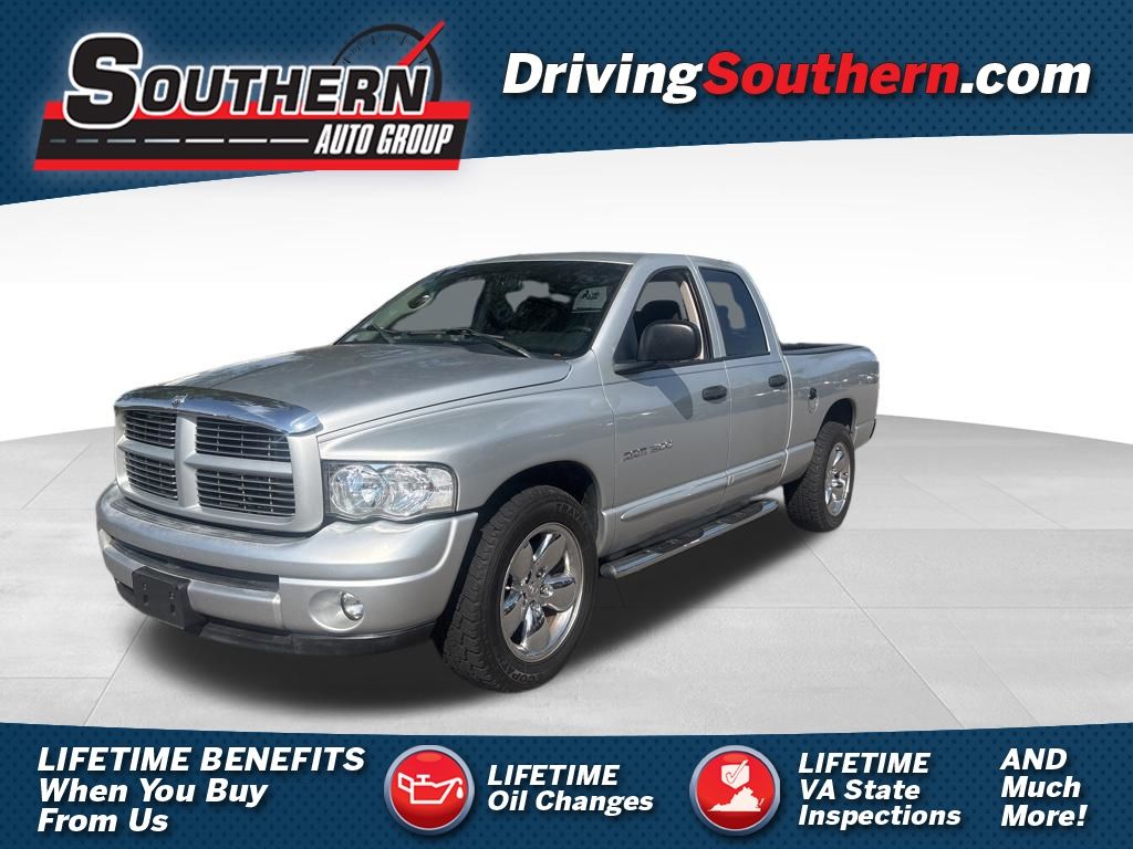 Bright Silver Metallic Clearcoat 2004 Dodge RAM 1500 ST Quad Cab RWD Pickup Truck Rear-Wheel Drive 5-Speed Automatic