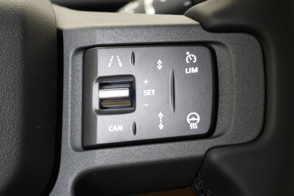 Thumbnail: 2026 Land Rover Defender - 18