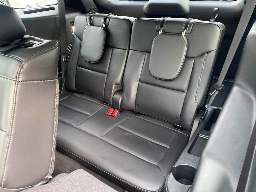 used 2022 Ford Explorer car, priced at $27,250