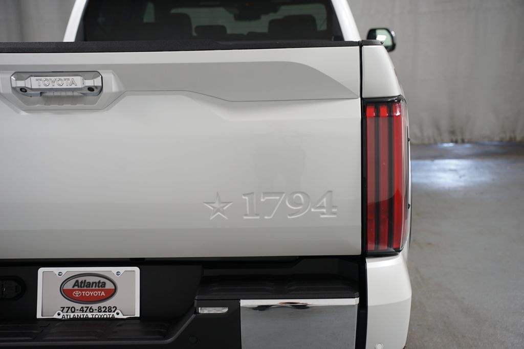 Thumbnail: 2025 Toyota Tundra - 11
