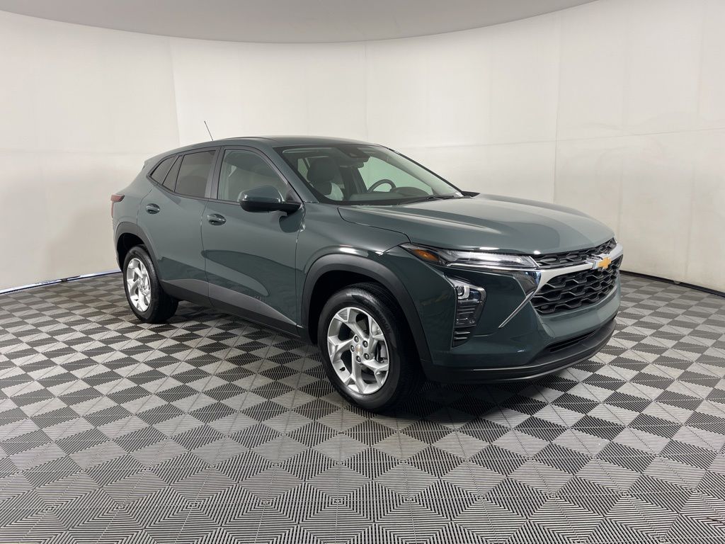 Thumbnail: 2025 Chevrolet Trax - 13