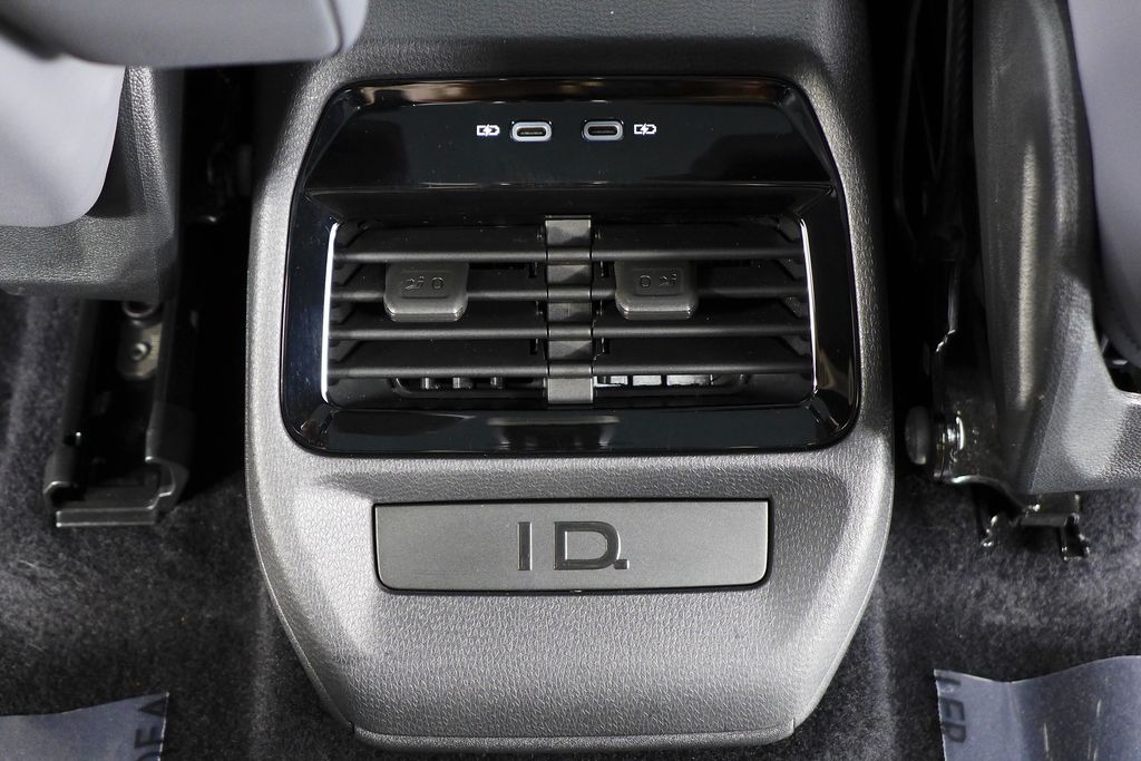 2022 Volkswagen ID.4 Pro S 24