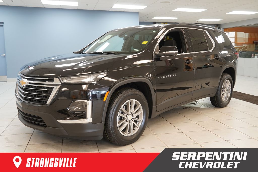 Mosaic Black Metallic 2023 Chevrolet Traverse LT Cloth FWD SUV / Crossover Front-Wheel Drive 9-Speed Automatic
