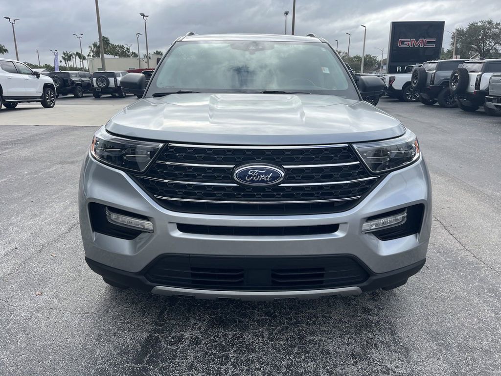 2022 Ford Explorer XLT 3