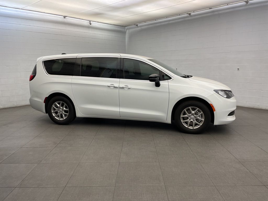 New 2026 White Chrysler LX image 2