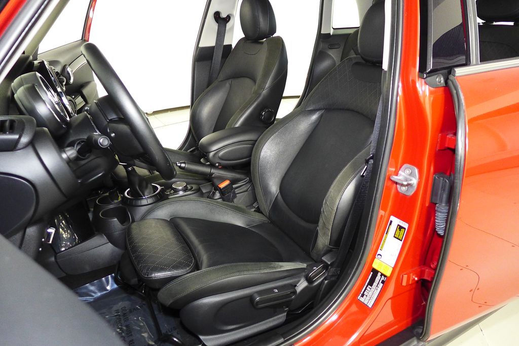 Thumbnail: 2016 MINI Cooper - 22