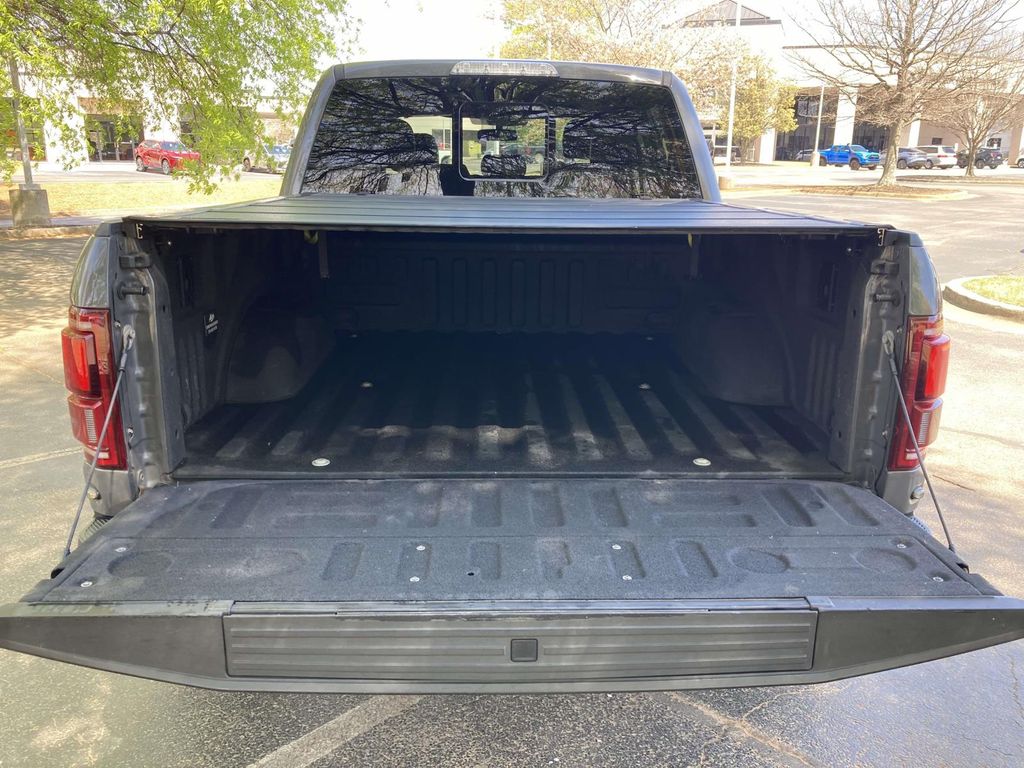 Used 2020  Ford Raptor image 7