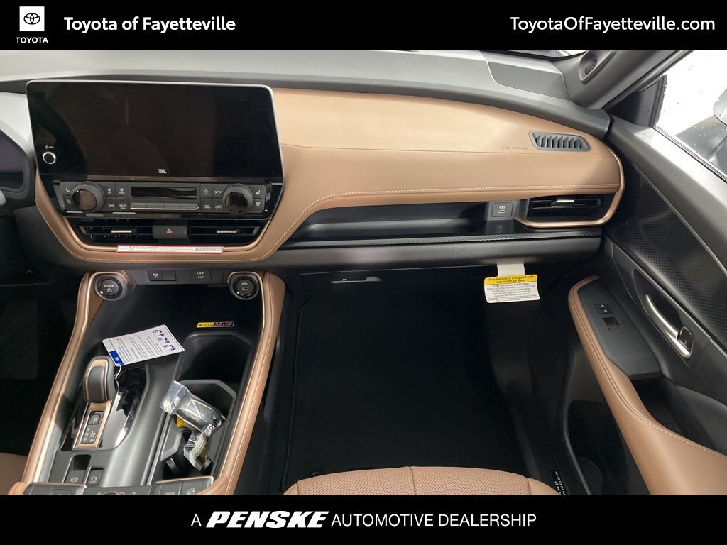 Thumbnail: 2026 Toyota Grand Highlander - 16